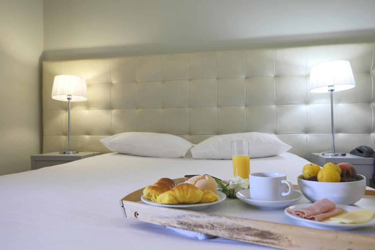 Hotel Vila Guimarães Buitenkant foto