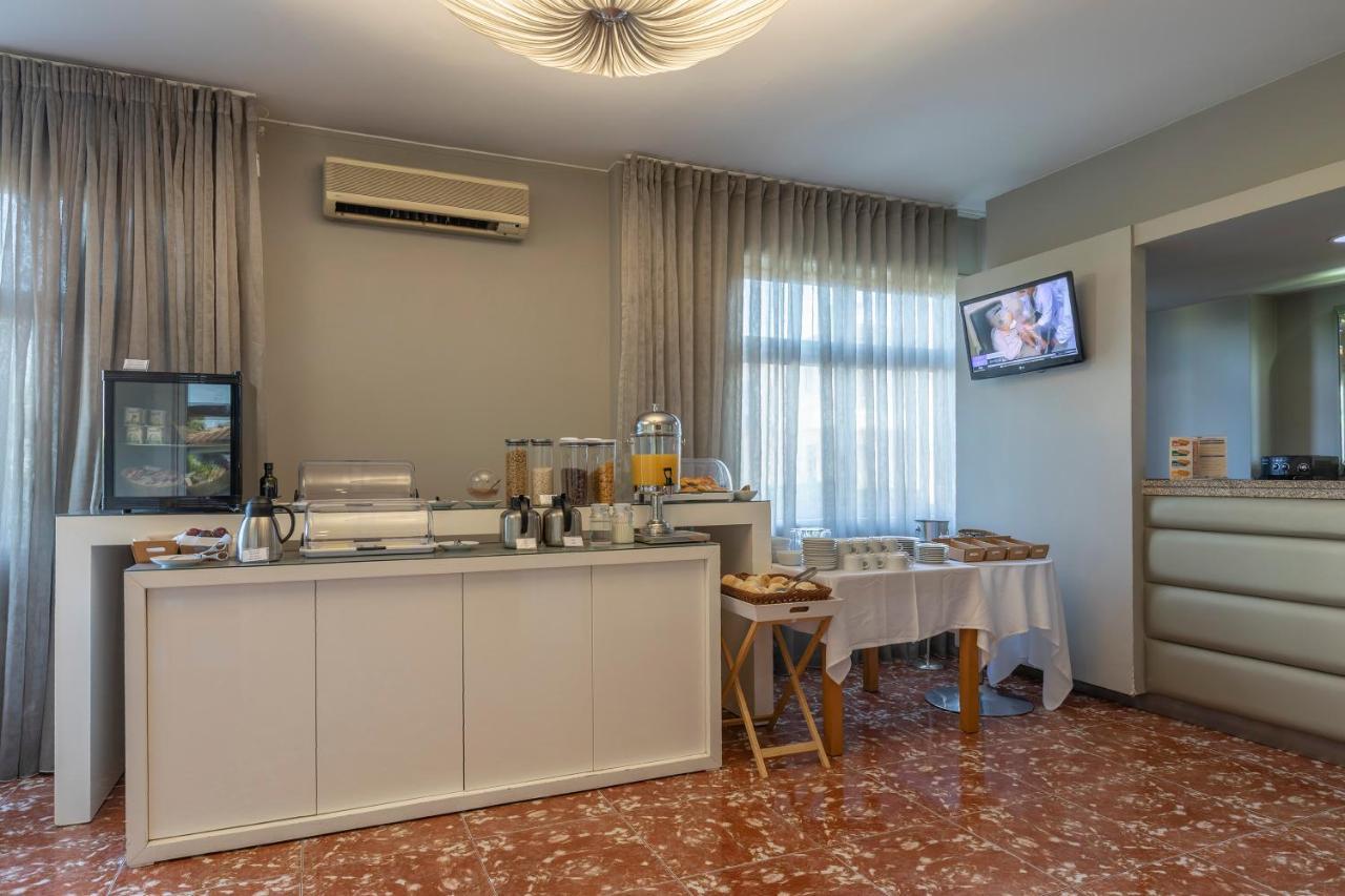 Hotel Vila Guimarães Buitenkant foto